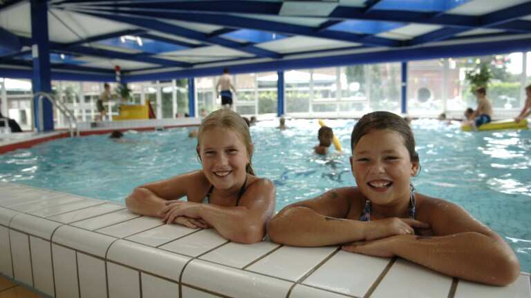 Vakantiepark Mölke, Zuna Boek nu voordelig! Vakantiepark Mölke in Zuna de beste aanbiedingen!