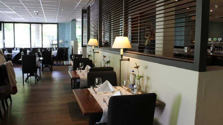 Naar het stoombad en daarbuiten